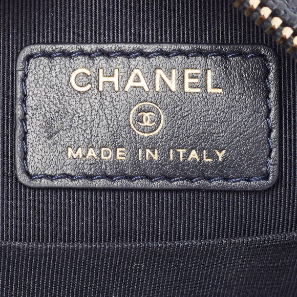 CHANEL Navy Blue Quilted Caviar Leather CC Round Chain Clutch - Picture 8 of 8